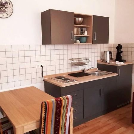 Ferienwohnung - Apartment Mit Balkon In Halle-Saale, Trotha Halle  المظهر الخارجي الصورة